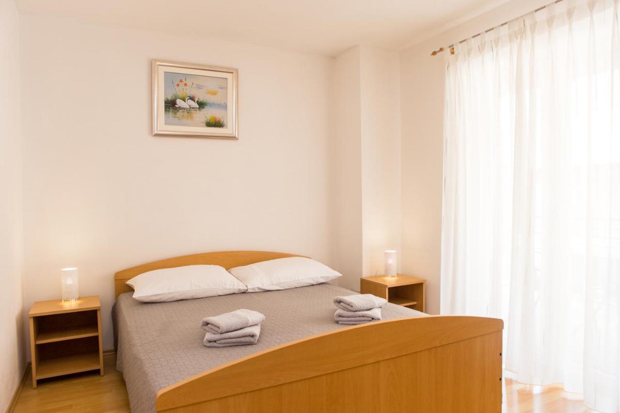 Lorena Apartment *