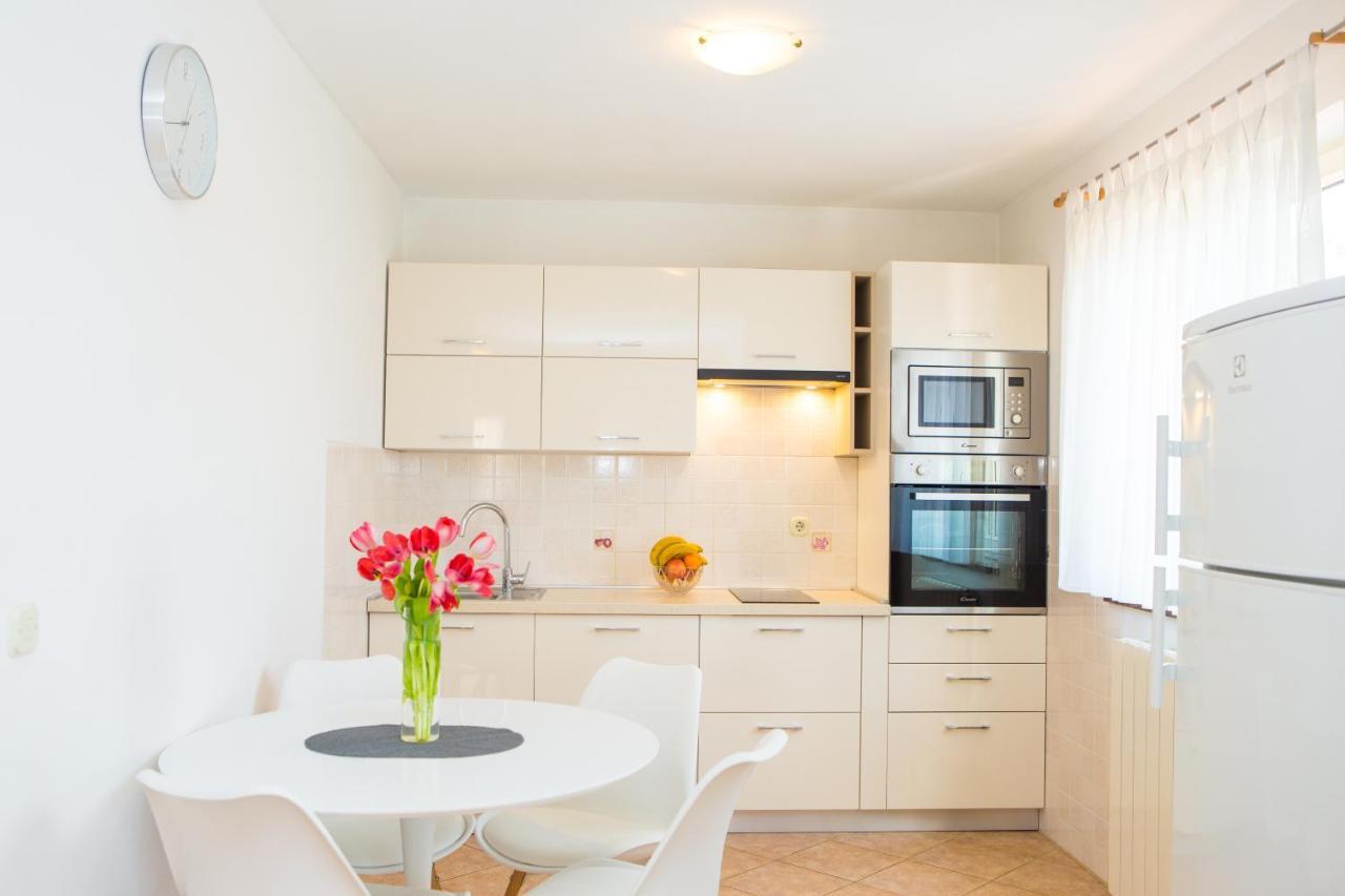 Lorena Apartment Porec