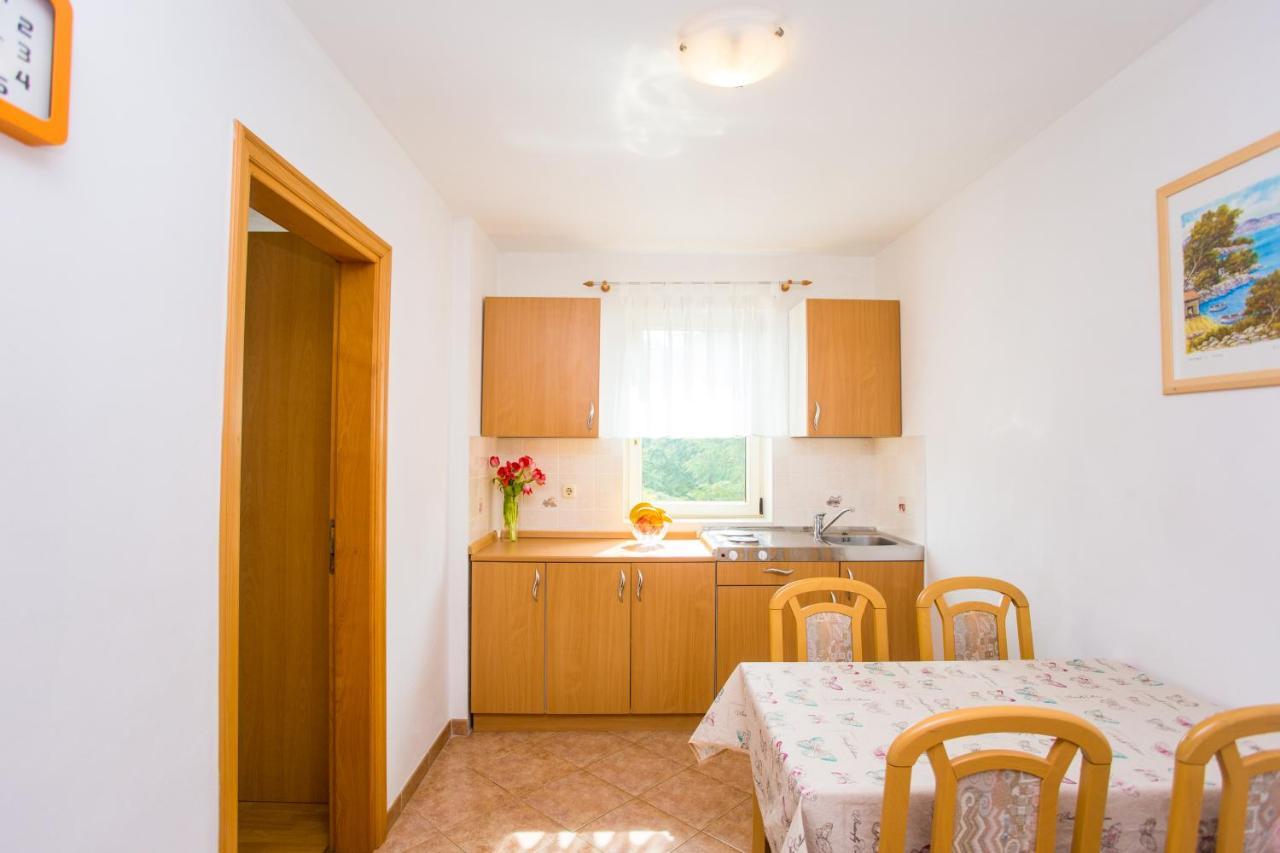 Lorena Apartment *