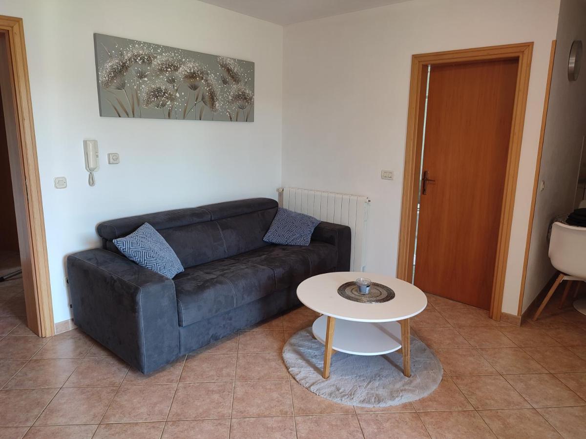 Lorena Apartment